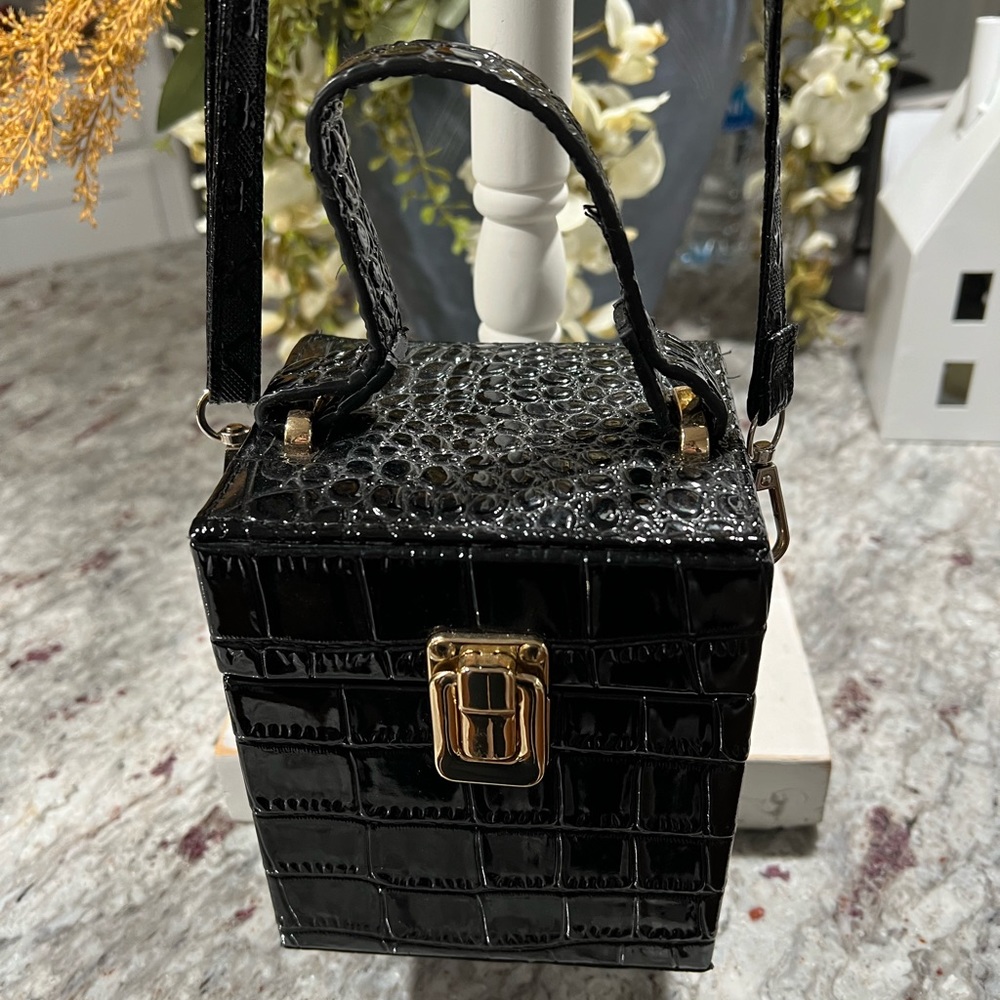 Croc style Make up case/ shoulder bag